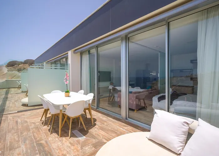 Сasa de vacaciones Beyond Amadores 11 *